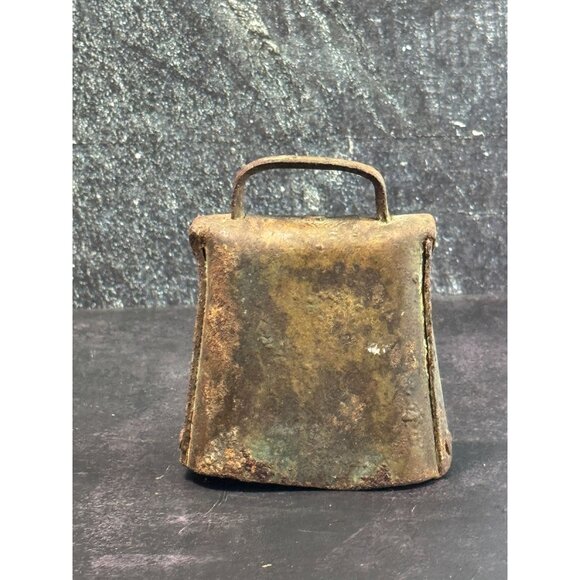 Vintage Rustic Iron Cow Bell With Handle 4" - Picture 3 of 7